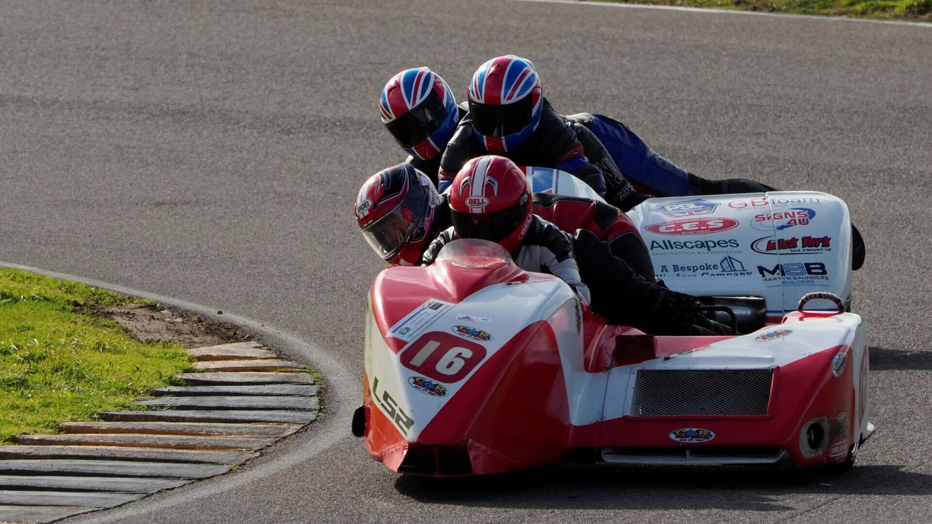 Action Photography – Power Bikes at Ty Croes Racetrack – WelshotRewards Day